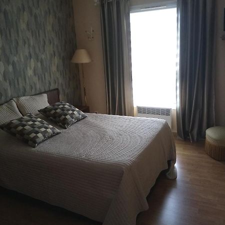 Chambre Dans Jolie Maison Avec Jardin Au Calme Bajonna Zewnętrze zdjęcie